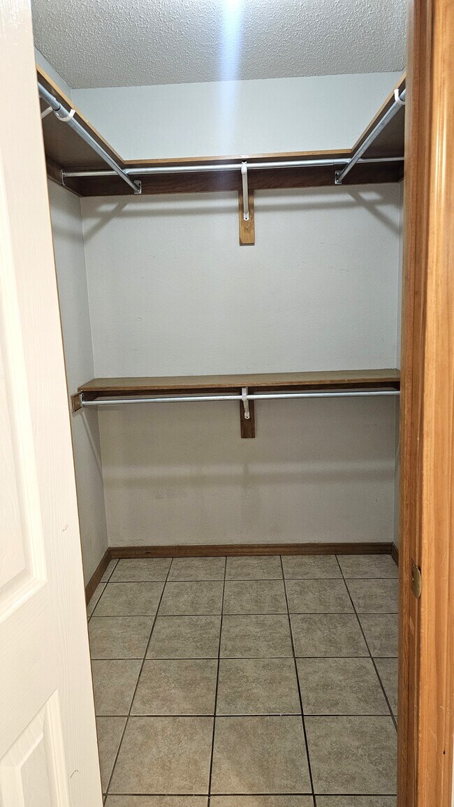 Master Closet - 5121 Galloping Way