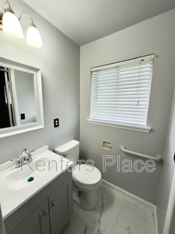 Building Photo - 3118 S 88th E Ave