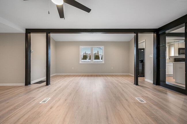 Building Photo - 2891 Kenton Rd