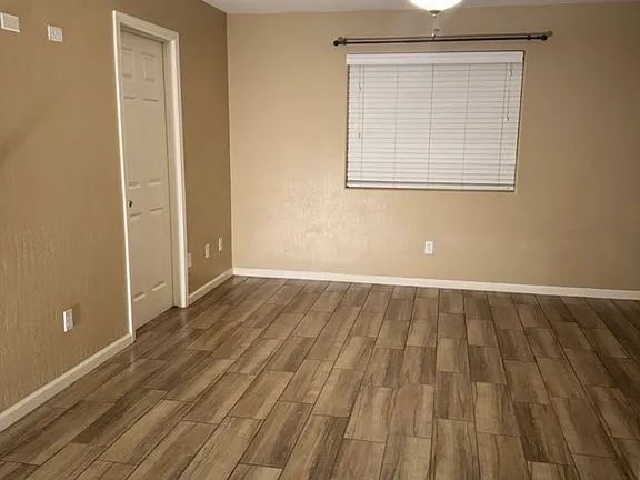 Building Photo - For Rent Beautiful 4-Bedroom Home in Southwest Bakersfield