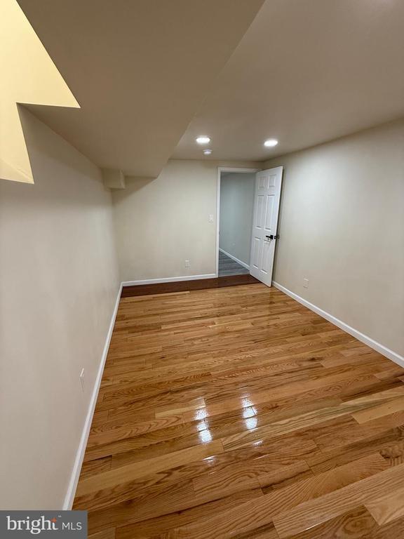 Building Photo - 5502 Master St