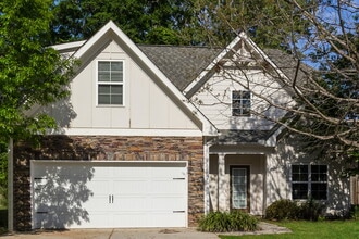 Building Photo - 34 Cliffhaven Cir