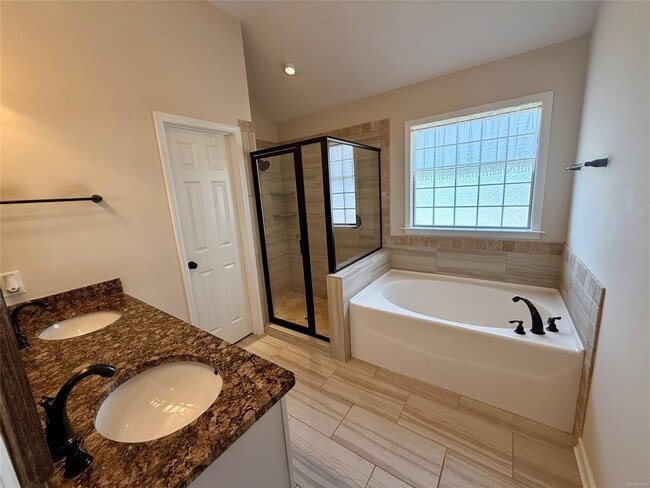 Building Photo - 9178 White Poplar Cir