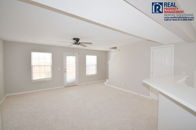 Building Photo - 3BR/2.5BA townhome in south Murfreesboro, close to I-24!