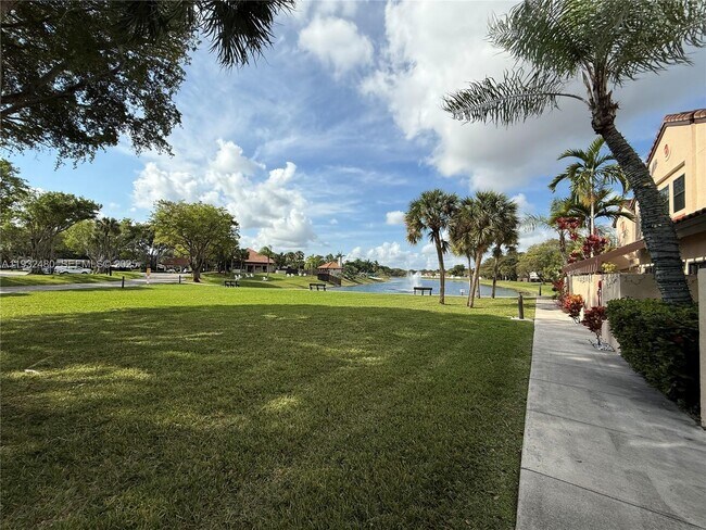 Building Photo - 11354 SW 132nd Ct