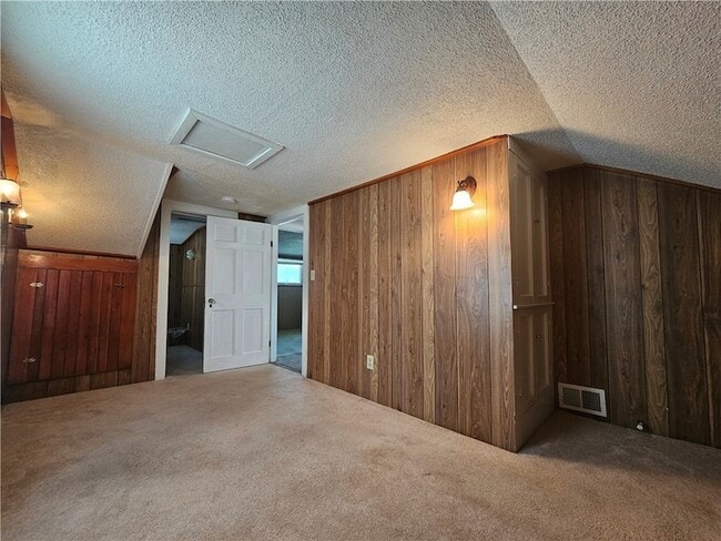 Building Photo - 50 Cedar St