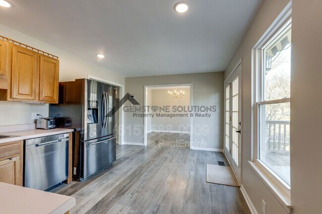 Building Photo - 500 Windy Rd