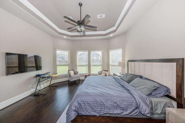 Building Photo - 10010 Cypress Path