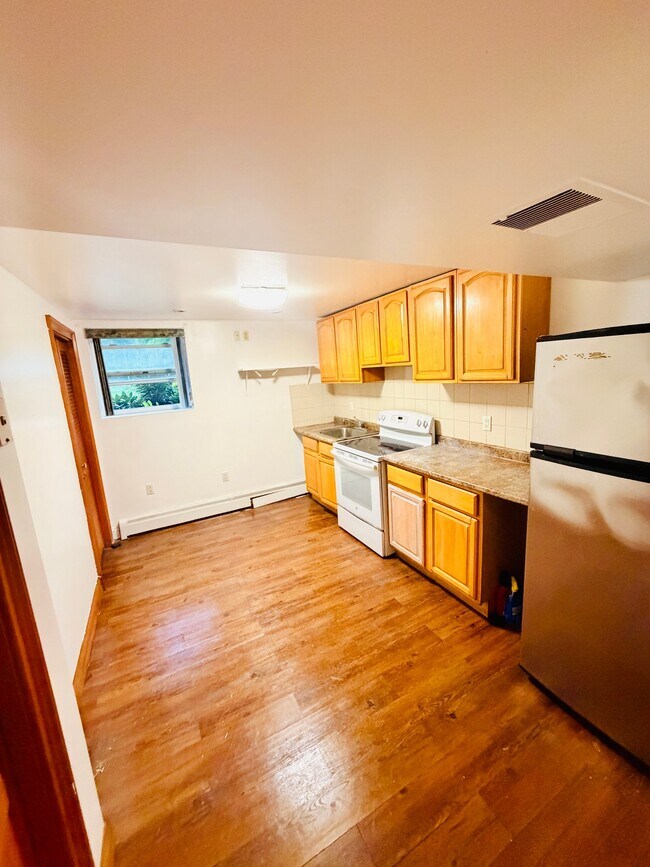Building Photo - 5 Witmer Ct