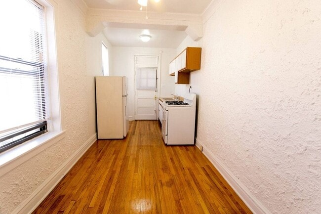 Floorplan - 5415 S. Woodlawn Avenue
