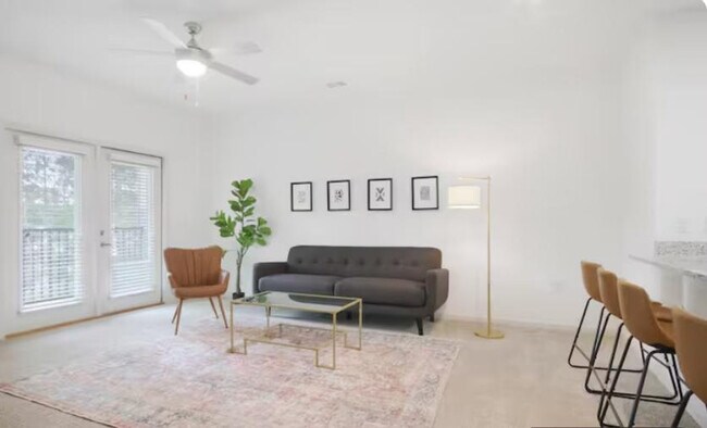 Building Photo - 8351 Coventry Ct