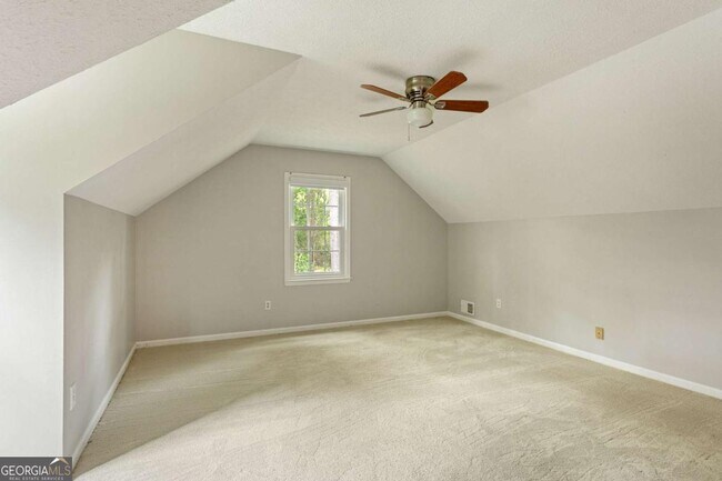 Building Photo - 1375 Mosswood Ln SE