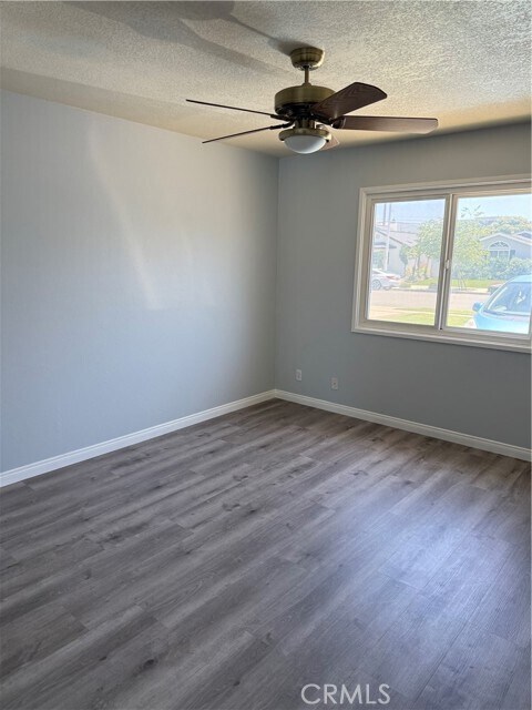 Building Photo - 15841 Rollins Ln