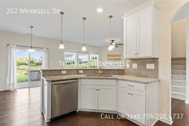 Building Photo - 202 Wrangell Dr