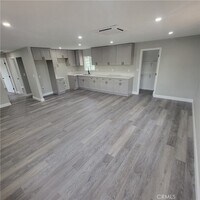 Building Photo - 12423 Ridgewood Dr