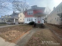 Building Photo - Spacious 2-Bedroom Multi-Family Home – Per...