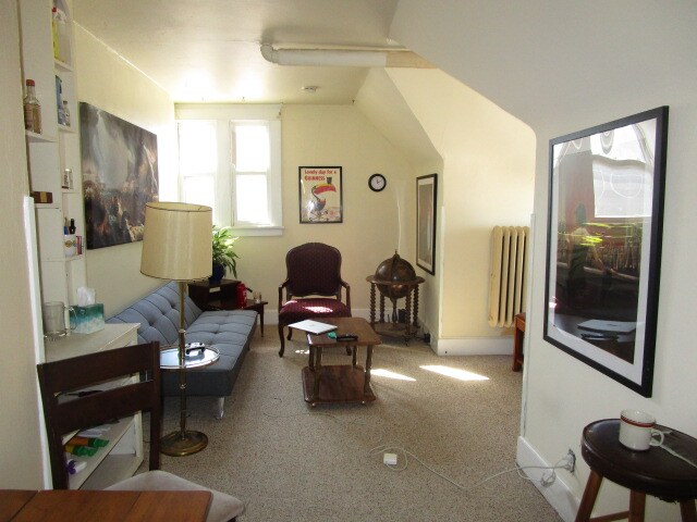 Building Photo - 149 E Gilman St