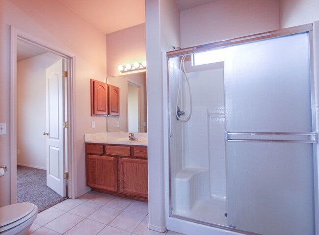 Building Photo - 4400 N Phillip Dr