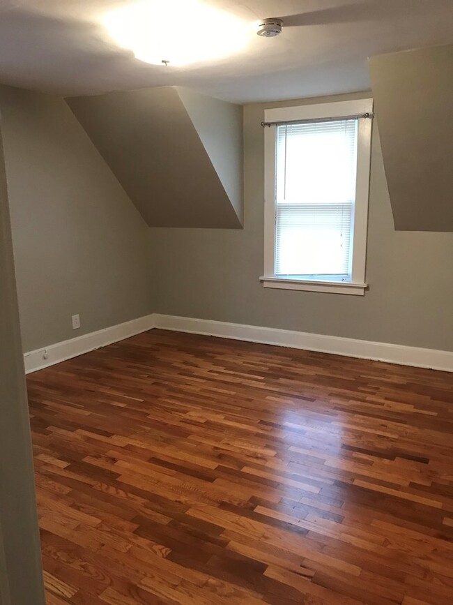 Building Photo - 1620/1622 Leavenworth