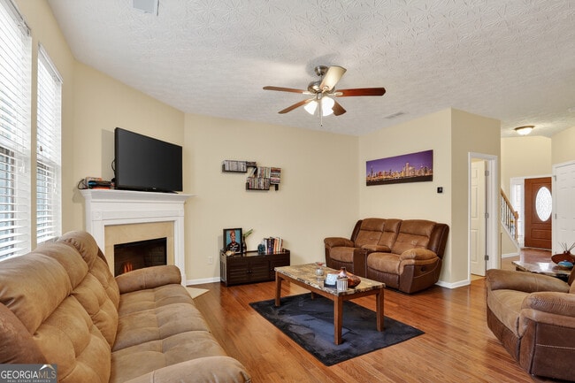 Building Photo - 5556 Cascade Run