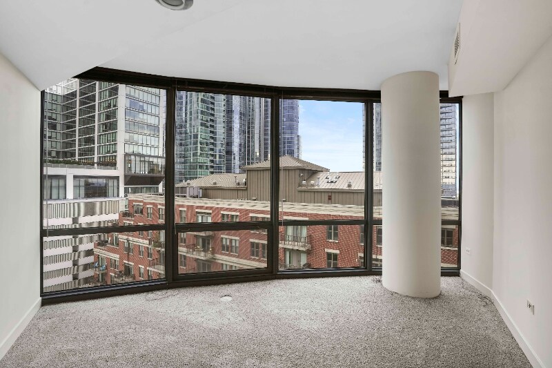 Building Photo - 1244 S Michigan Ave