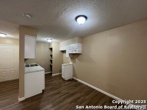 Building Photo - 2014 Anchor Dr