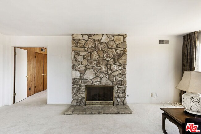 Building Photo - 2160 Winona Blvd