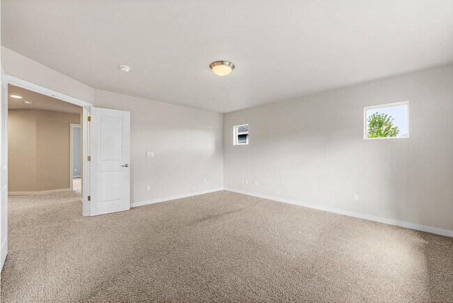 Building Photo - Modern 4-Bedroom Yelm Home with Covered Patio, Outdoor Fireplace & Office/Flex Space!