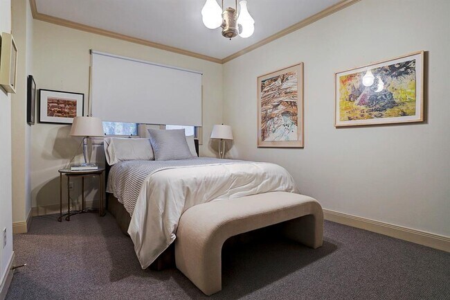 Building Photo - 6700 Belmont St