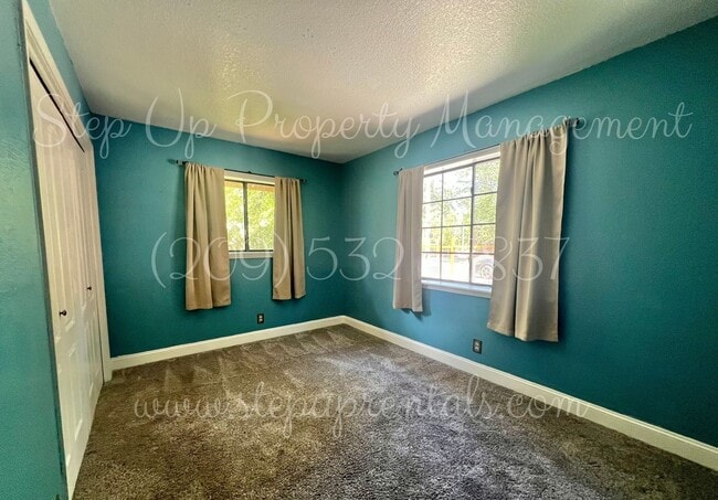 Building Photo - Cedar Ridge 3BR/3BA – Modern Amenities in ...