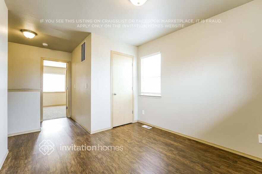 Building Photo - 7518 89th Pl NE