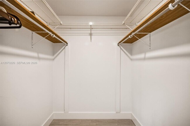 Building Photo - 3233 Mary St