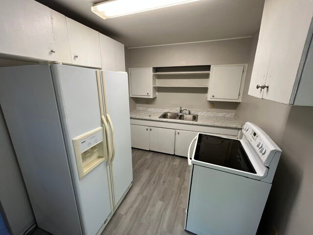 Building Photo - 2919 Sommers Dr