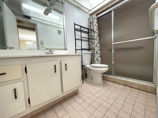 Building Photo - 1810 SW 81st Ave