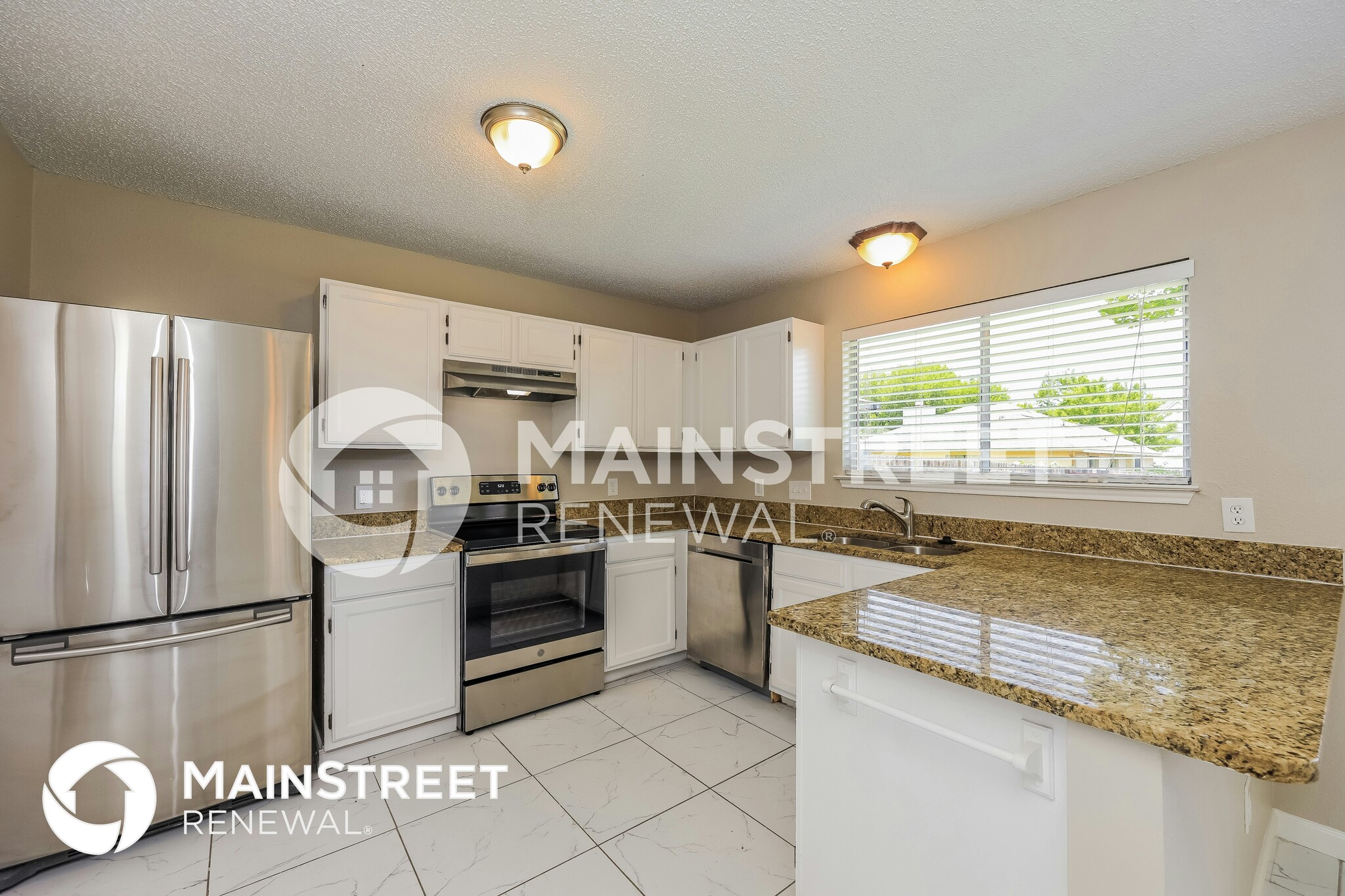 Building Photo - 6818 Still Lake Dr