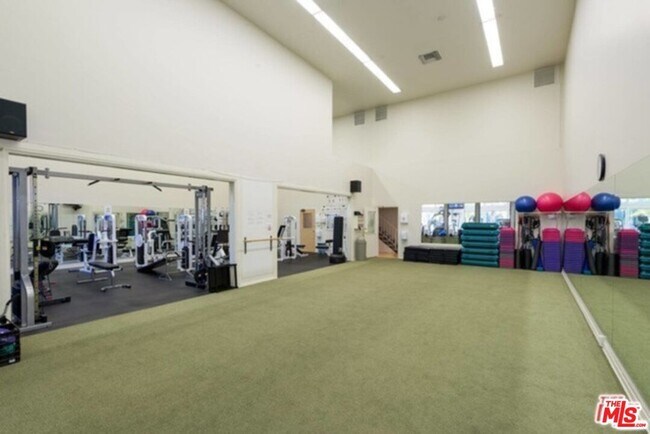 Gym & Racquet Ball - 3009 Nicada Dr