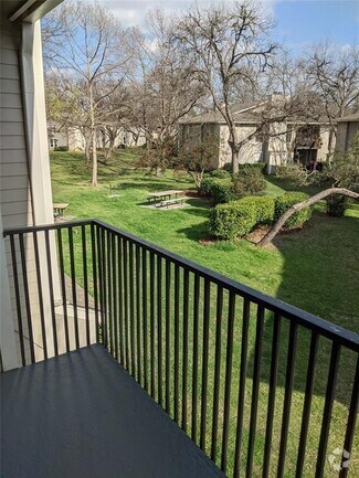 Building Photo - 10616 Mellow Meadow Dr