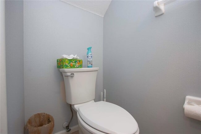 Building Photo - 824 Padua Ln