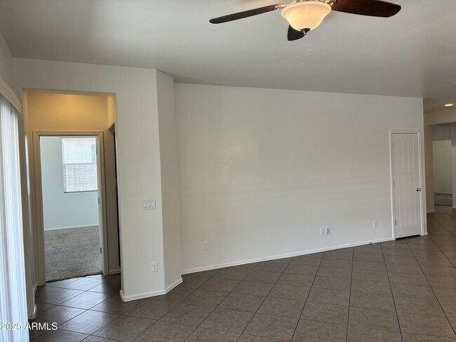 Building Photo - 11749 W Chase Ln