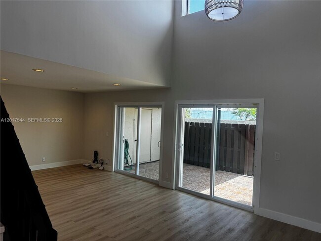 Building Photo - 6532 NW 170th Terrace
