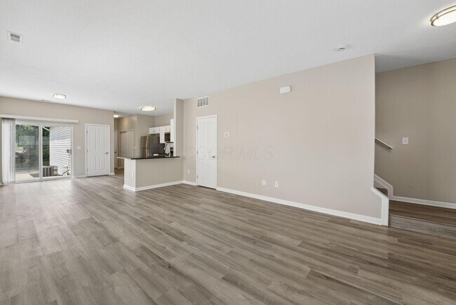 Building Photo - 2068 Opal St