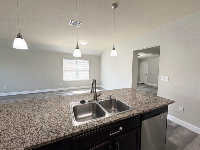 Building Photo - 11708 Cambrian Rd
