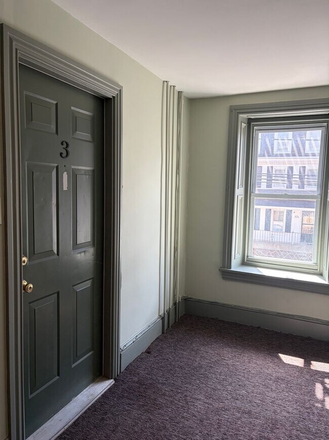 Building Photo - 49 N Main St