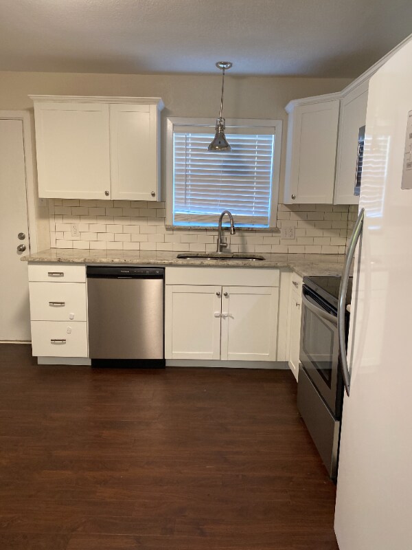 Building Photo - 3921 Sabine Ave