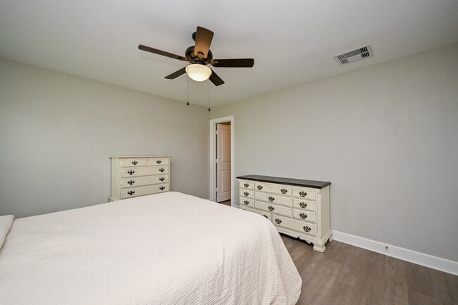 Building Photo - 4235 Palmetto Grv Ln