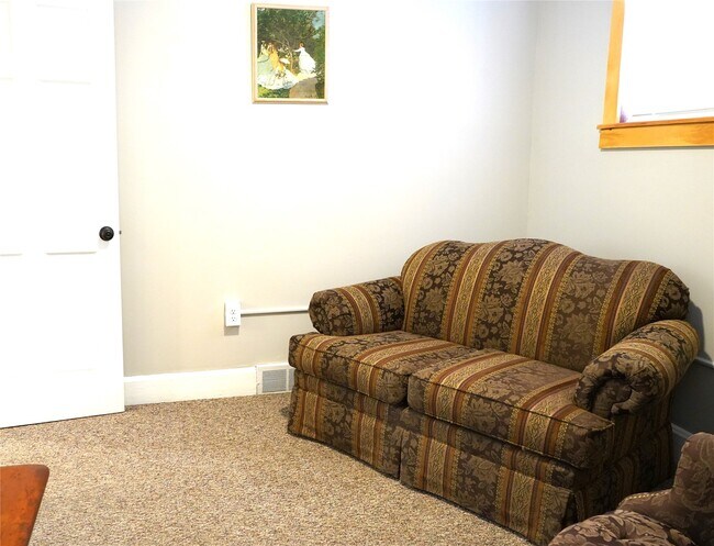 Building Photo - 54 Central Ave