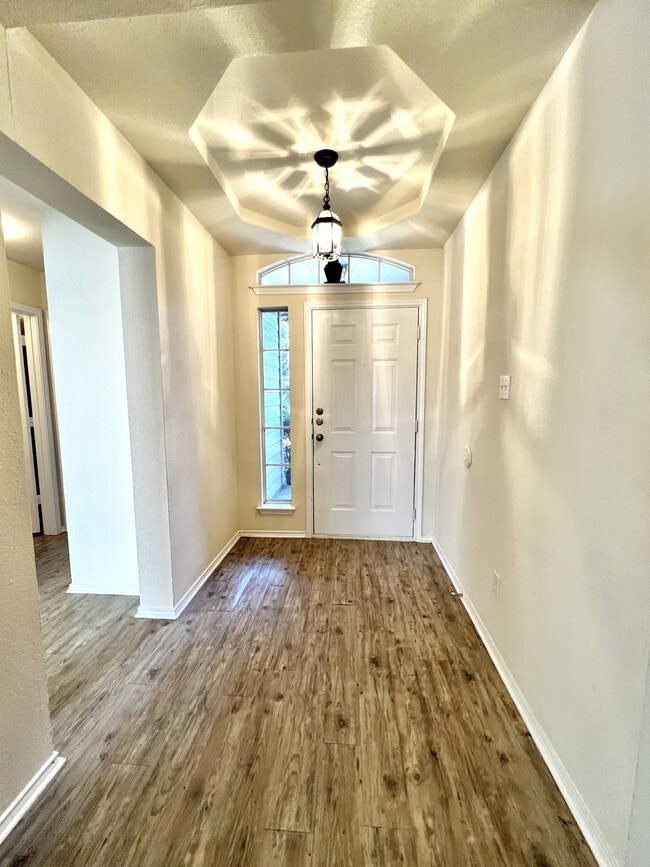 Building Photo - 1505 Merrell Cove