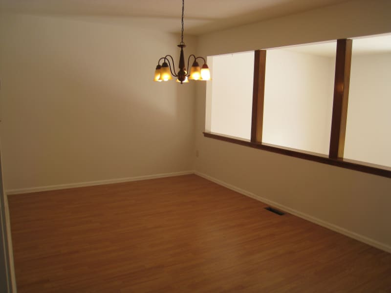 Building Photo - 104 Pipers Pl