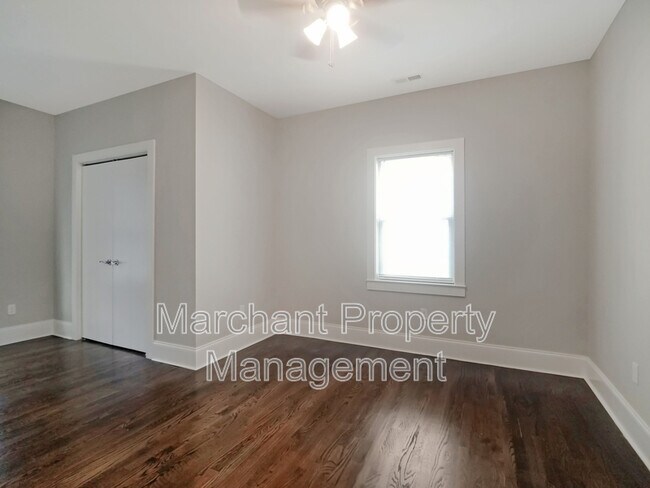 Building Photo - 8 Chaney St