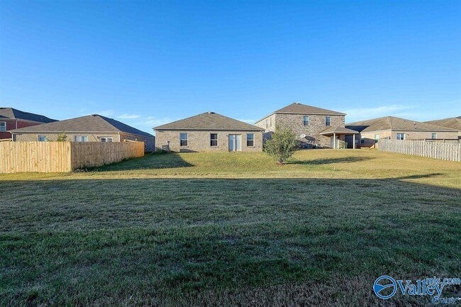 Building Photo - 226 Abercorn Dr